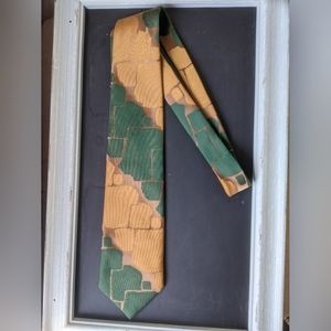 Aqua Marine 400 Haute Couture de Currie gold, green, yellow, brass vintage